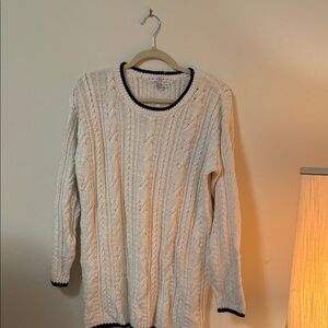 Adrienne Vittadini Ivory Sweater with Dark Edges